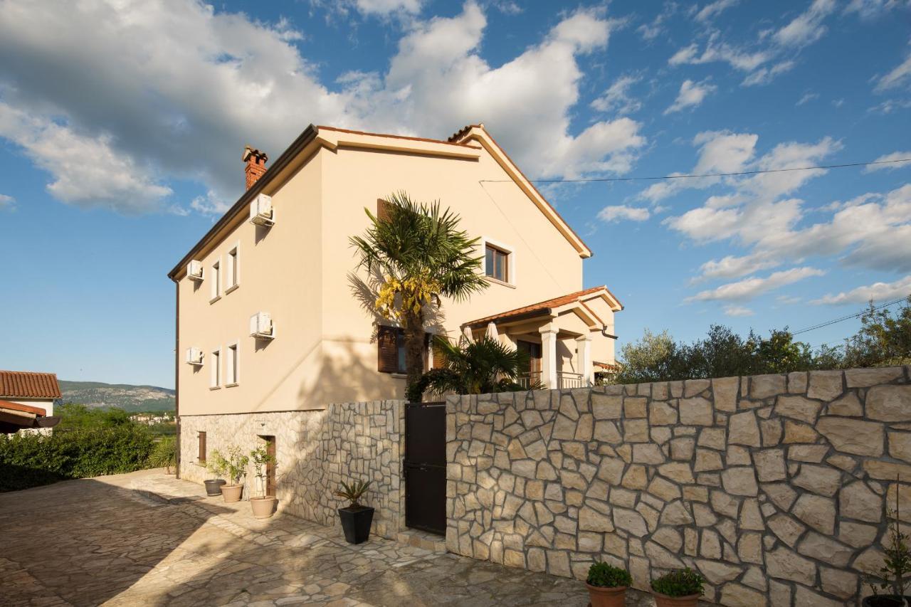 Villa Vesna With Sauna, Hot Tub Potpićan 외부 사진