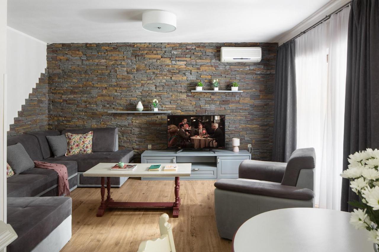 Villa Vesna With Sauna, Hot Tub Potpićan 외부 사진