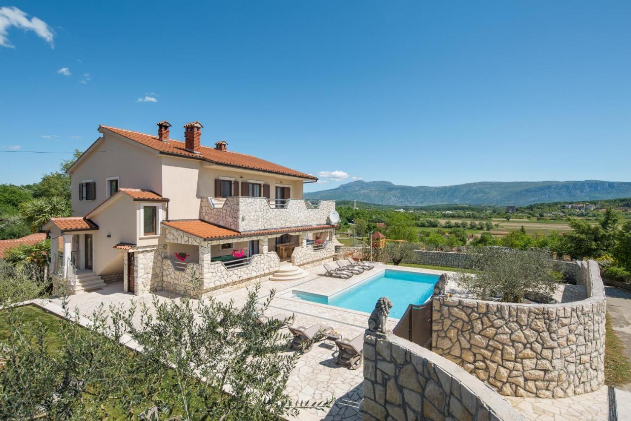 Villa Vesna With Sauna, Hot Tub Potpićan 외부 사진